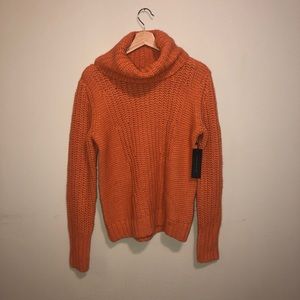 BANANA REPUBLIC - ITALIAN YARN WARM SWEATER